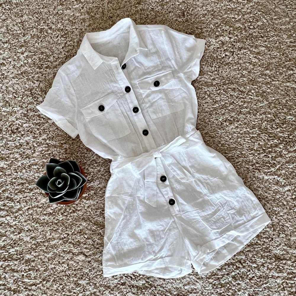 NWOT | Short Sleeve Button Down Belted Romper | Small | White
